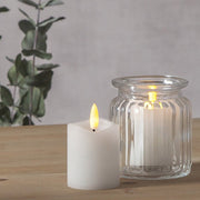 2 darabos, valódi viaszból készült, fehér színű LED gyertya-szett.