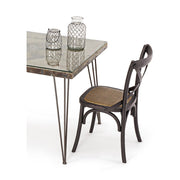 Fekete színű, thonet jelleg étkezőszék.