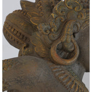 Orientál stílusú, hindu istennőt ábrázoló, antikolt hatású, aranyfestéses, kézzel készült kőszobor.