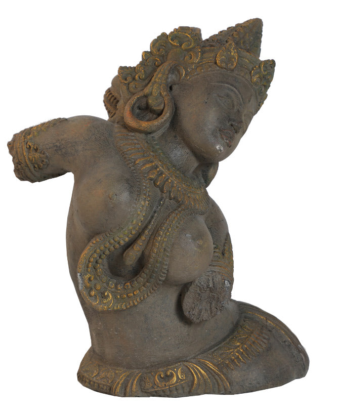 Orientál stílusú, hindu istennőt ábrázoló, antikolt hatású, aranyfestéses, kézzel készült kőszobor.