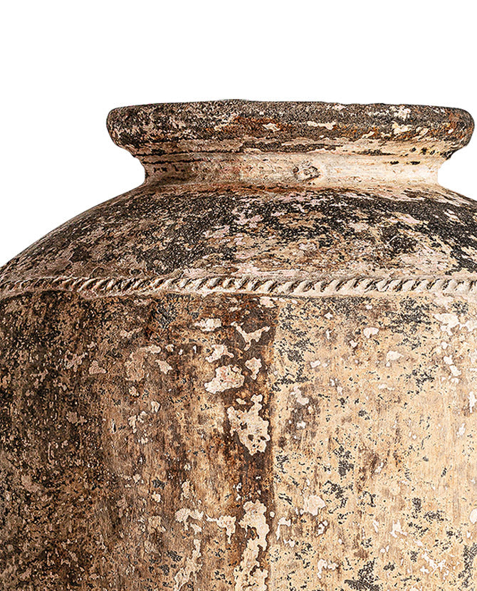 Óriás méretű, mediterrán stílusú, antikolt terrakotta színű, kézműves kerámia váza.