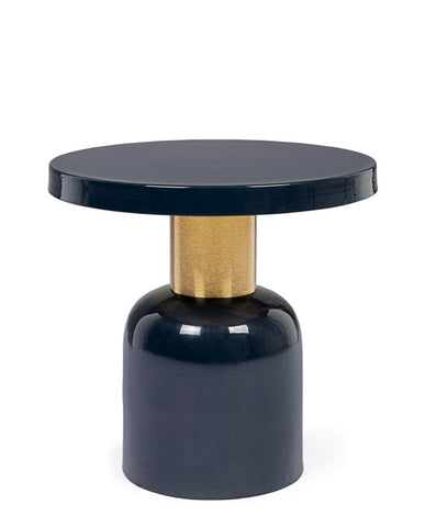 Kortárs stílusú, sötétkék-arany színű, zománcozott acélból készült kisasztal.