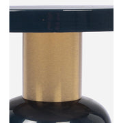 Kortárs stílusú, sötétkék-arany színű, zománcozott acélból készült kisasztal.