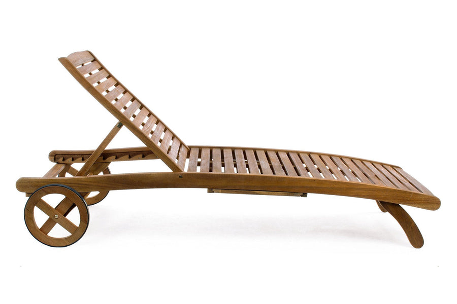 Akácfából készült, 195 cm hosszú, kerekes kialakítású, dönthető háttámlájú, kerti napozóágy.