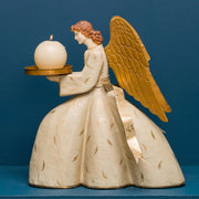 Avignoni angyal figura gyertyatartóval.