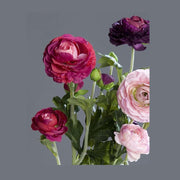 Fukszia, pink és lila színű, 3 különálló szálból álló mű boglárka mix, nyílt és bimbos virágfejekkel.