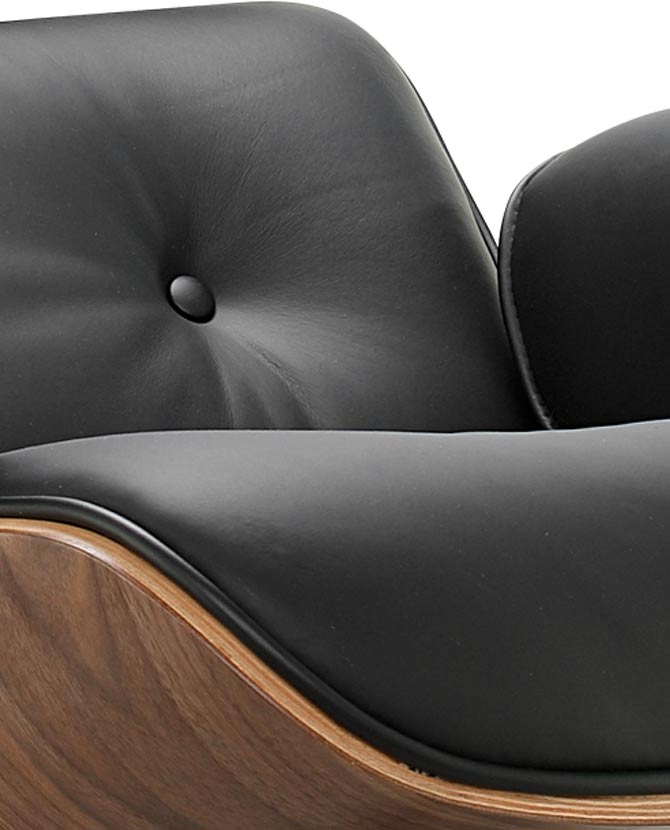 Eames Lounge Chair inspirálta pihenő fotel és ottomán rózsafa furnér fafelülettel, fekete bőr kárpittal.