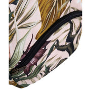 100 % pamutból készült, 47 cm hosszú, egyedi dizájnú, a jelenleg nagyon divatos egzotikus stílusú női edző-sporttáska