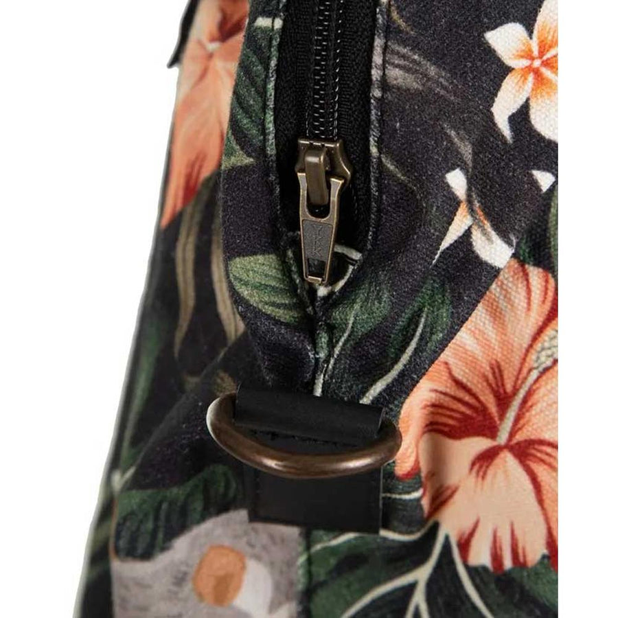 100 % pamutból készült, 62 cm hosszú, egyedi dizájnú, a jelenleg nagyon divatos egzotikus stílusú női táska