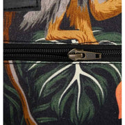 100 % pamutból készült, 62 cm hosszú, egyedi dizájnú, a jelenleg nagyon divatos egzotikus stílusú női táska