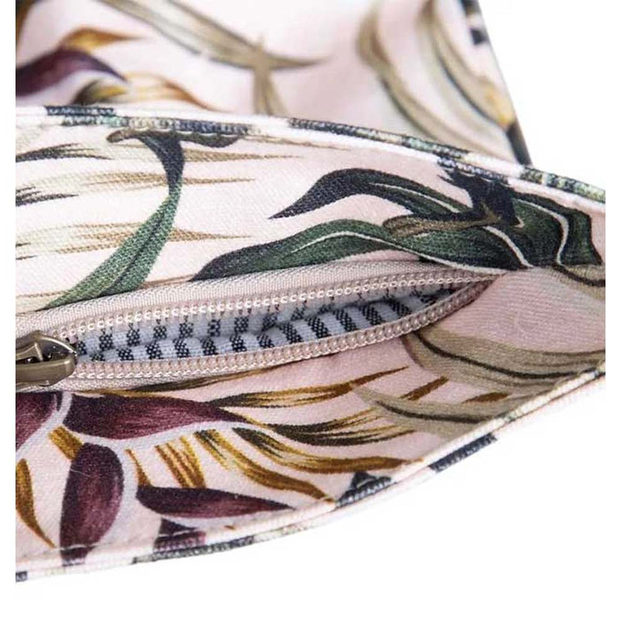 100 % pamutból készült, 66 cm hosszú, egyedi dizájnú, a jelenleg nagyon divatos egzotikus stílusú női válltáska