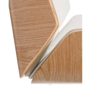 Prémium kategóriás, "modern" illetve "loft" stílusú, állítható magasságú, dió furnéros, fehér műbőr kárpitú, kerekes irodai vezetői forgószék oldalról fotózva