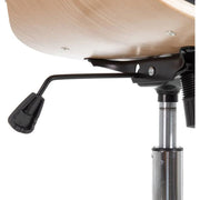 Prémium kategóriás, modern illetve loft stílusú, állítható magasságú, dió furnéros, fekete műbőr kárpitú, kerekes irodai vezetői forgószék