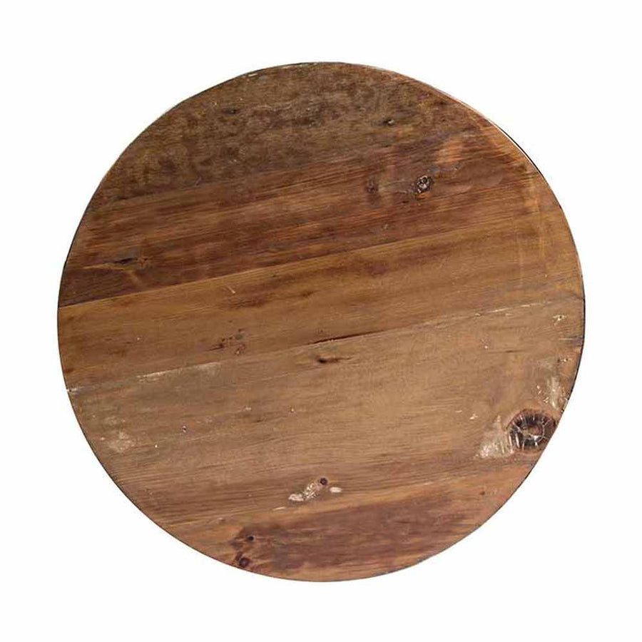 Kortárs stílusú, félgömb alakú, újrahasznosított fémből és fából készült dohányzóasztal felülnézete.