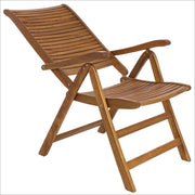 Akácfából készült, dönthető háttámlájú kerti karosszék.