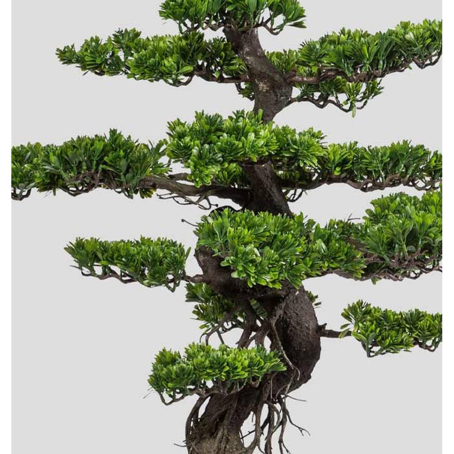 Nagyméretű, 90 cm magas, mesterséges bonsai fa, fekete színű műanyag cserépben.