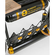 Korabeli versenymotor formájú, fa fedlapos antikolt fekete fém bortartós bárpult palacktartó részlete.