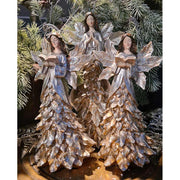 Vintage stílusú, ezüst színű, 34 cm magas, imádkozó, karácsonyi erdei angyal figurák fenyőágakkal 