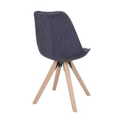 Skandináv stílusú, kagylóhéj formájú, szürke színű textillel kárpitozott étkezőszék, kaucsukfa lábakkal.