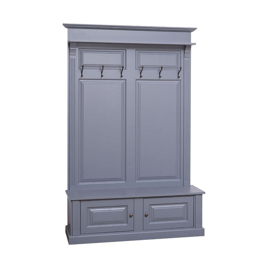 Fenyőfából készült előszobafal