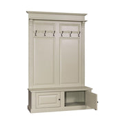 Fenyőfából készült előszobafal