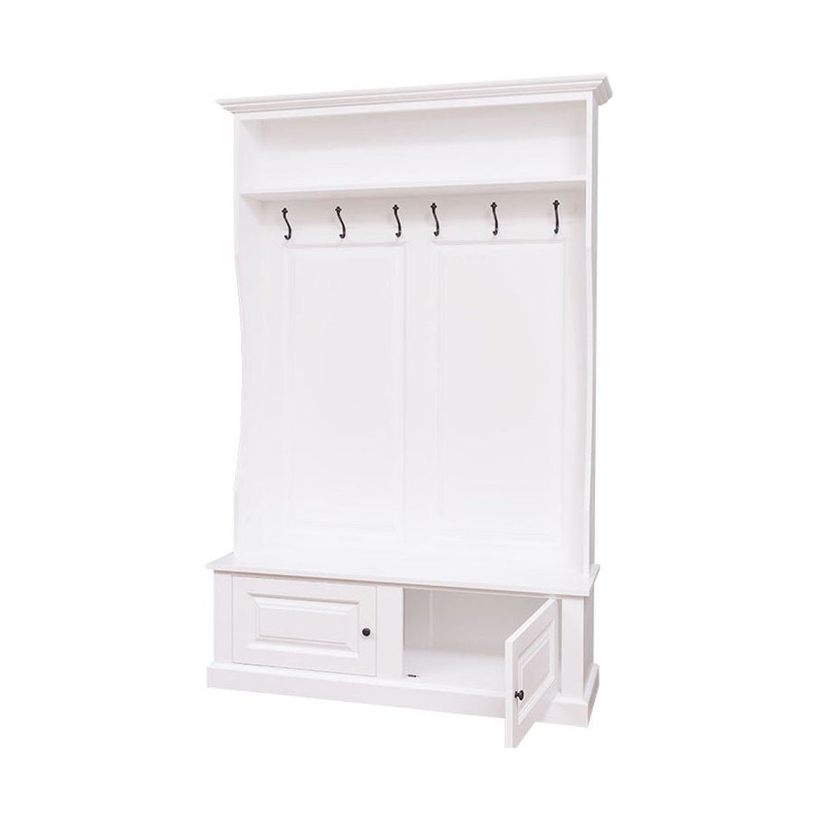 Fenyőfából készült előszobafal