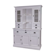 Tömör fenyőfából készült, 137 cm hosszú és 197 cm magas tálalószekrény