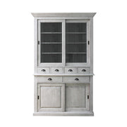 Tömör fenyőfából készült, 142 cm hosszú és 225 cm magas vitrines tálalószekrény