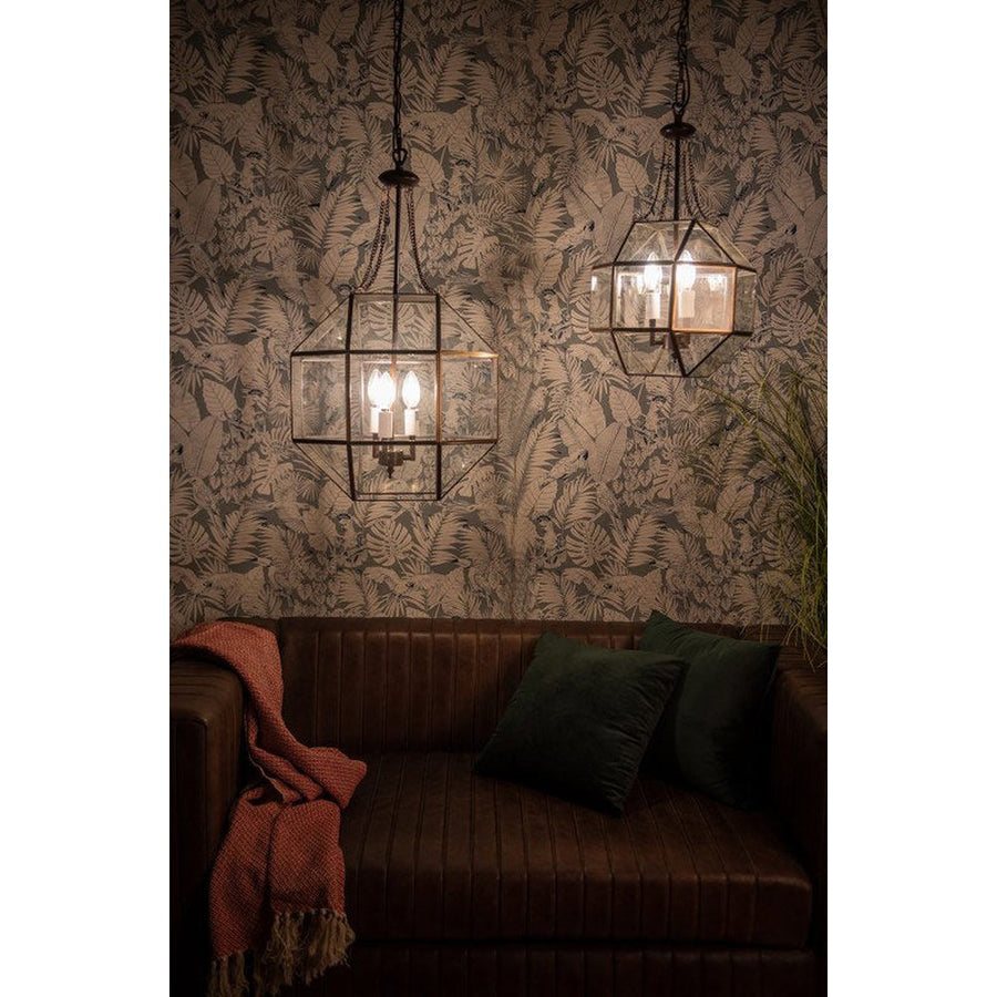 Aranyszínű fémből és víztiszta üvegből készült, 35 cm átmérőjű, rombikuboktaéder formájú, beltéri függesztek lámpa.