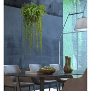 Függeszthető kialakítású, 40 cm átmérőjű mohalabdás páfrány mix műnövény kompozíció.