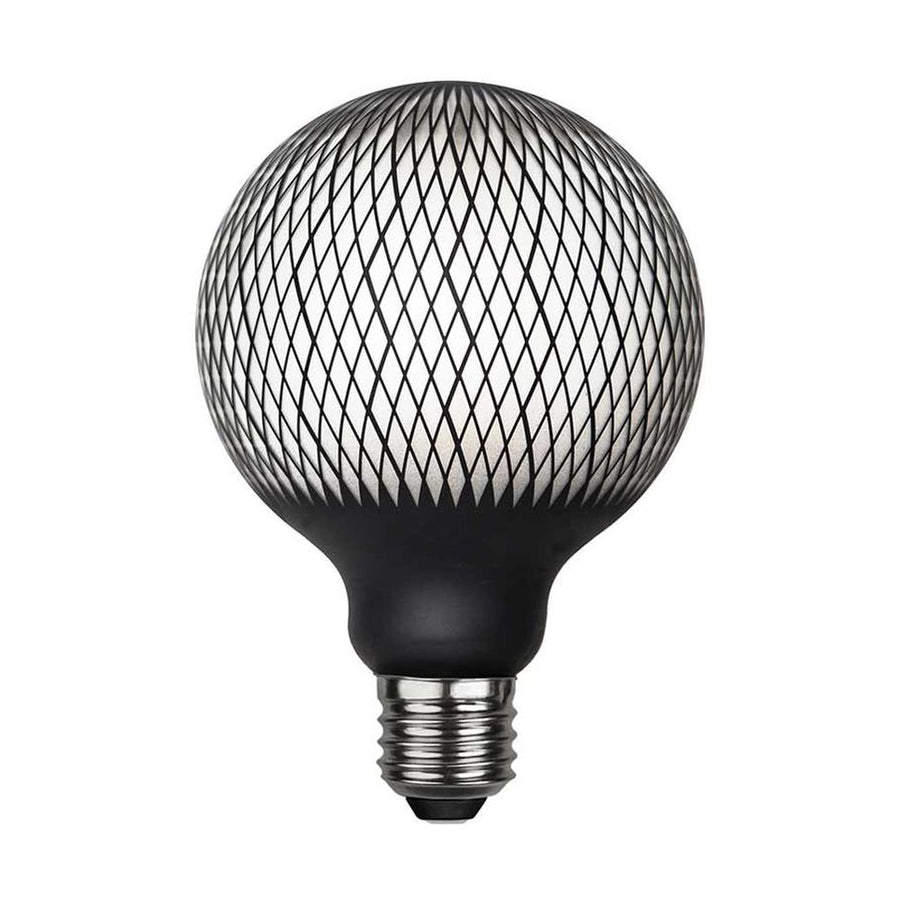 Graohic Diamond dekorációs izzó. Meleg fehér fényű LED dekorációs izzó, opálos üveggel és matt fekete színű grafikai mintával