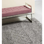 Barna szőnyeg, modern bársony paddal.