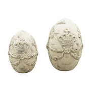Vidéki vintage stílusú, patinás felületű, antik krém színű, dombormintákkal díszített 15 cm magas húsvéti  tojás