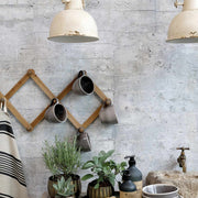 Ipari stílusú, antikolt krém színű, patinás felületű fém függeszték lámpa..