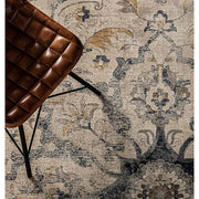 Klasszikus, keleti stílusú, 340 cm hosszú és 240 cm széles, viszkózból készült szőnyeg.