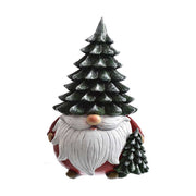 Skandináv stílusú, mókás megjelenésű, karácsonyi manó figura fenyősapkában.