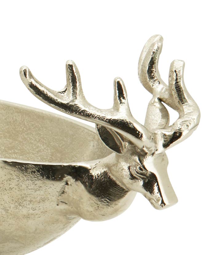 Prémium minőségű, 54 cm hosszú, ovális formájú, szarvasfejekkel díszített, ezüst színű karácsonyi talpas fémtál
