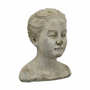 Antikot felületű kislány mellszobor 