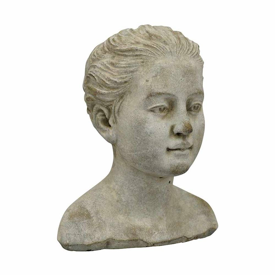 Antikot felületű kislány mellszobor 