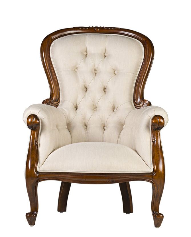bézs színű textíliával kárpitozott, tömör mahagónifából készült klasszikus koloniál stílusú kézműves fotel