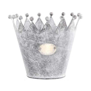 Vidéki vintage stílusú, antikolt felületű, 15 cm átmérőjű korona formájú bádog kaspó.