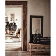 Prémium minőségű, formatervezett, kortárs törzsi stílusú, natúr színű, 100 cm hosszú, kézműves rattan dohányzóasztal