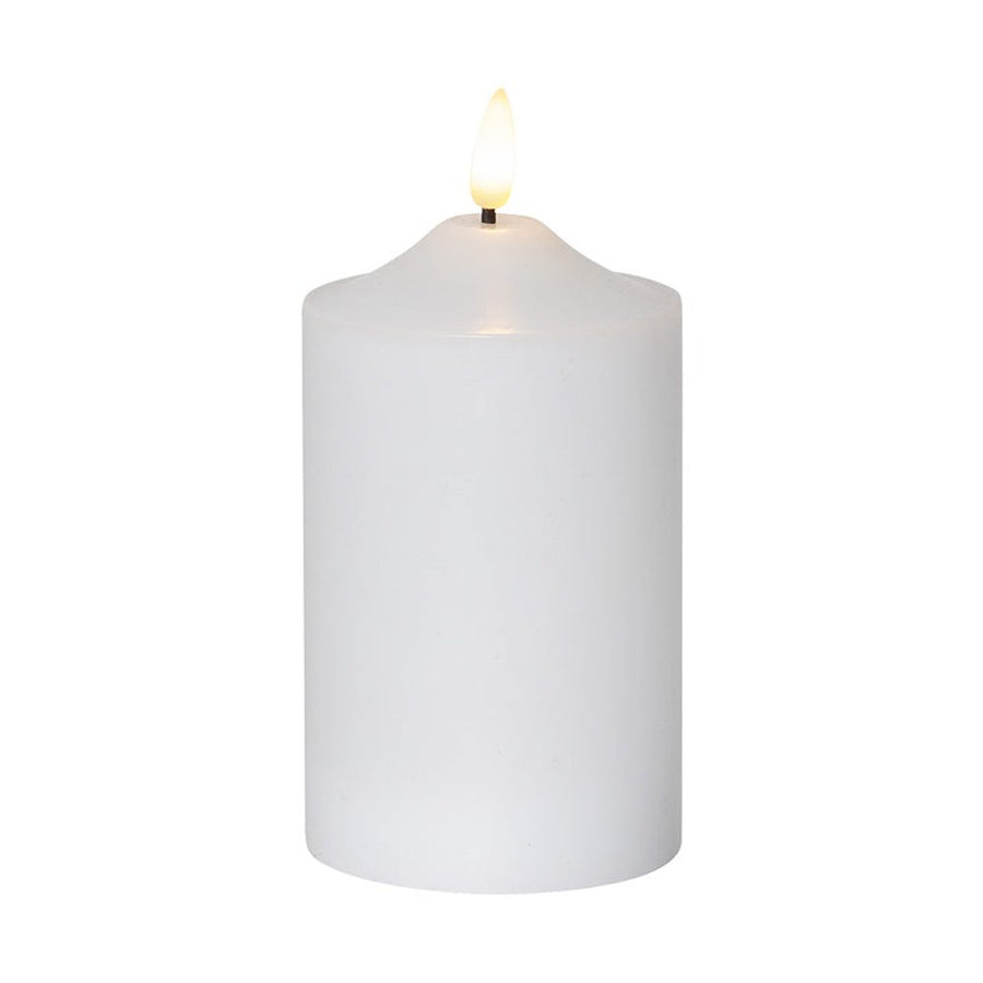 Élethű megjelenésű, valódi viaszból készült, fehér színű LED gyertya.
