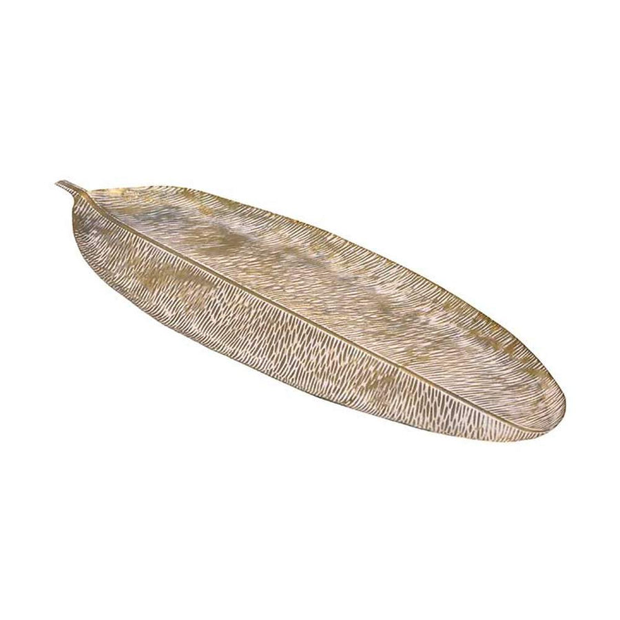 Levél formájú, 50 cm hosszú és 17 cm széles, patinás felületű, antikolt arany színű fém tálca.