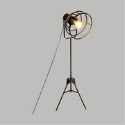 Loft stílusú, 124 cm magas, fémből készült, 3 lábú tripod állólámpa