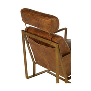 Matt arany színű bevonatú vasból készült, vintage barna színű marhabőrrel kárpitozott, kortárs-loft stílusú, formatervezett prémium fotel.