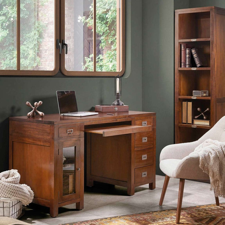 Tömör mahagónifából készült, modern-loft stílusú, kézműves íróasztal.