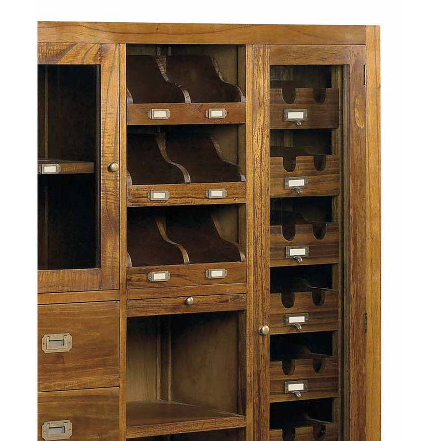 Loft stílusú, mindifából készült kézműves vitrines fiókos bárszekrény bortartó rekeszei.