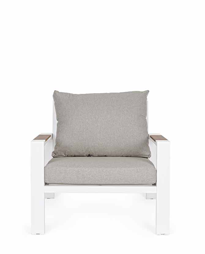 Modern fehér színű kerti fotel polifa betétekkel.