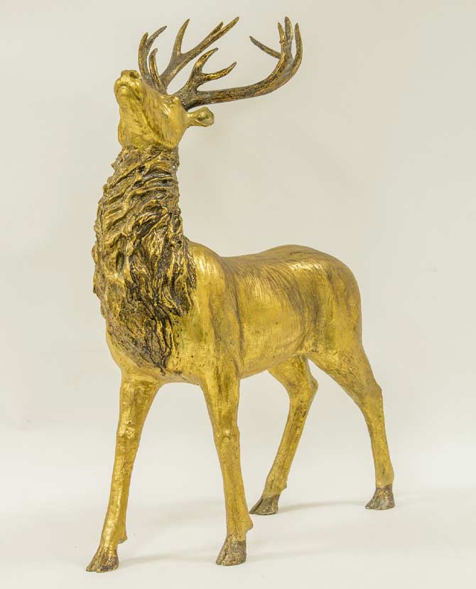 Prémium kategóriás, vintage stílusú, nagyméretű, 65 cm magas arany színű karácsonyi szarvas figura szürke háttér előtt
